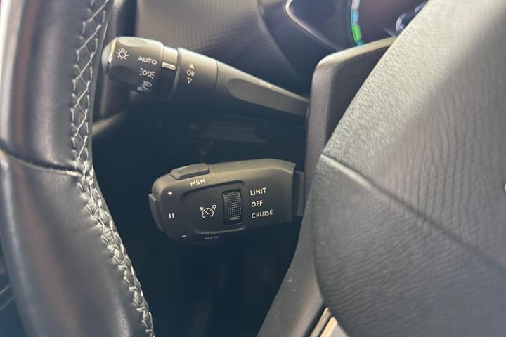 Hvid DS DS 3 CrossBack fra 2022