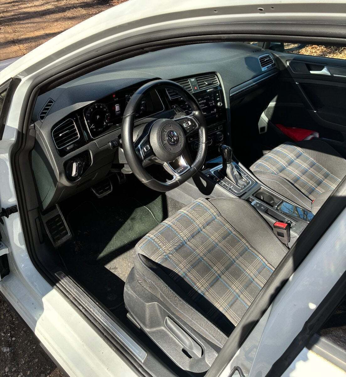 VW Golf VII 1,4 GTE DSG