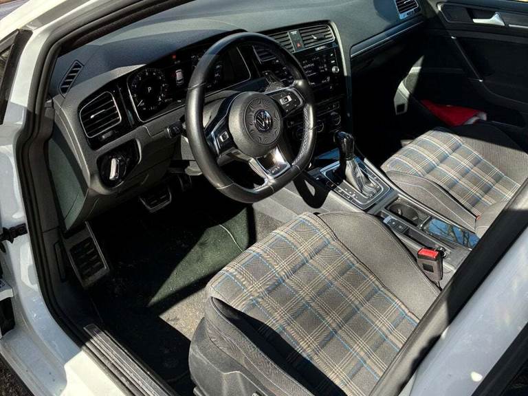 VW Golf VII 1,4 GTE DSG