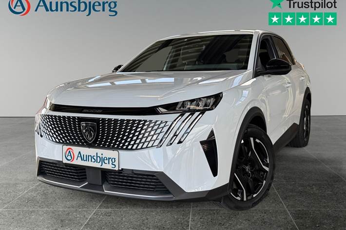 Hvid Peugeot e-3008 fra 2024 set udefra