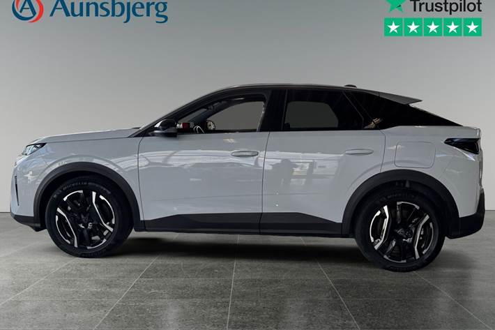 Hvid Peugeot e-3008 fra 2024