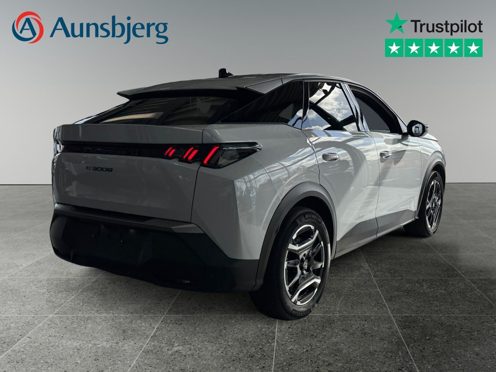 Peugeot e-3008 77 GT Pack