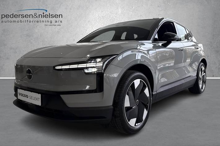 Grå Volvo EX30 fra 2024 set udefra
