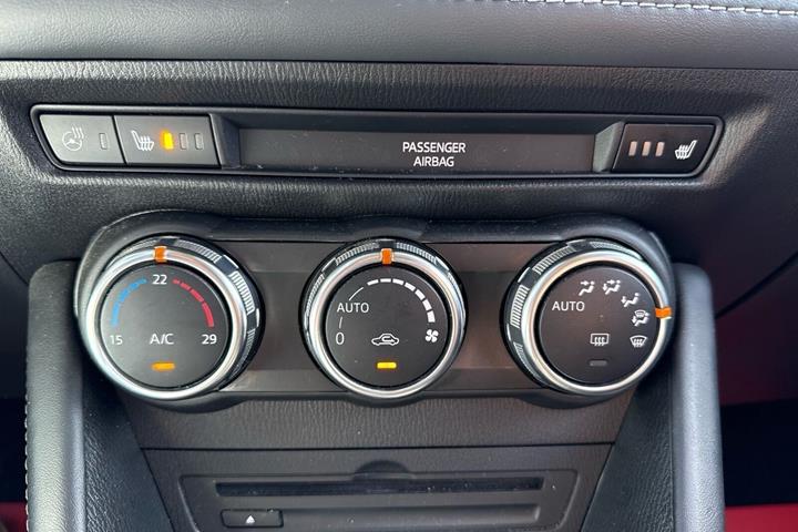 Sort Mazda CX-3 fra 2019