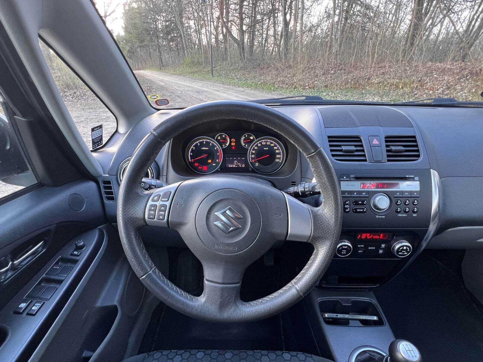 Hvid Suzuki SX4 fra 2013