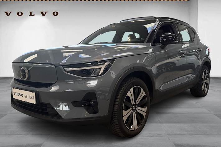 Grå Volvo XC40 fra 2023