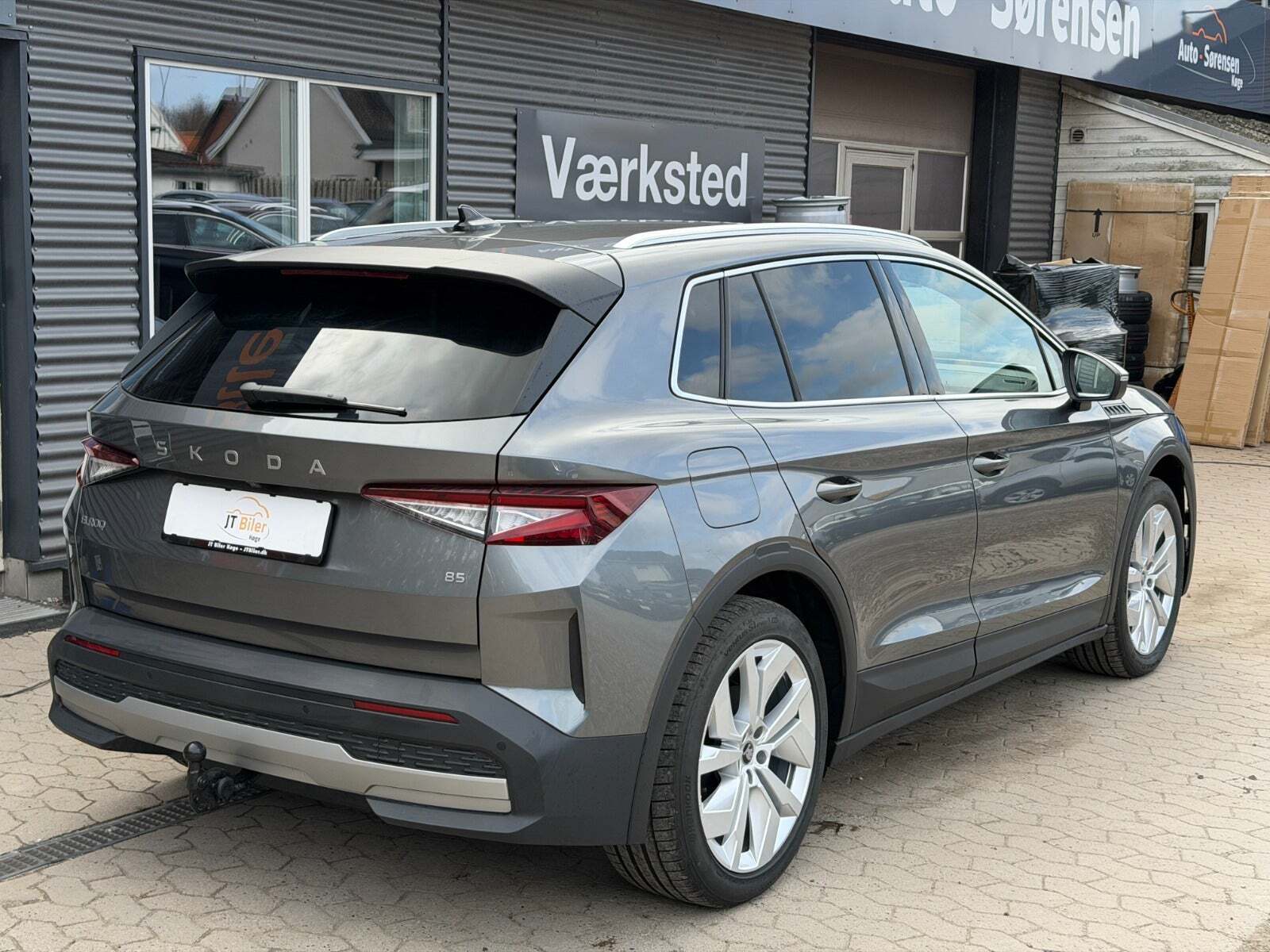 Grå Skoda Elroq fra 2025
