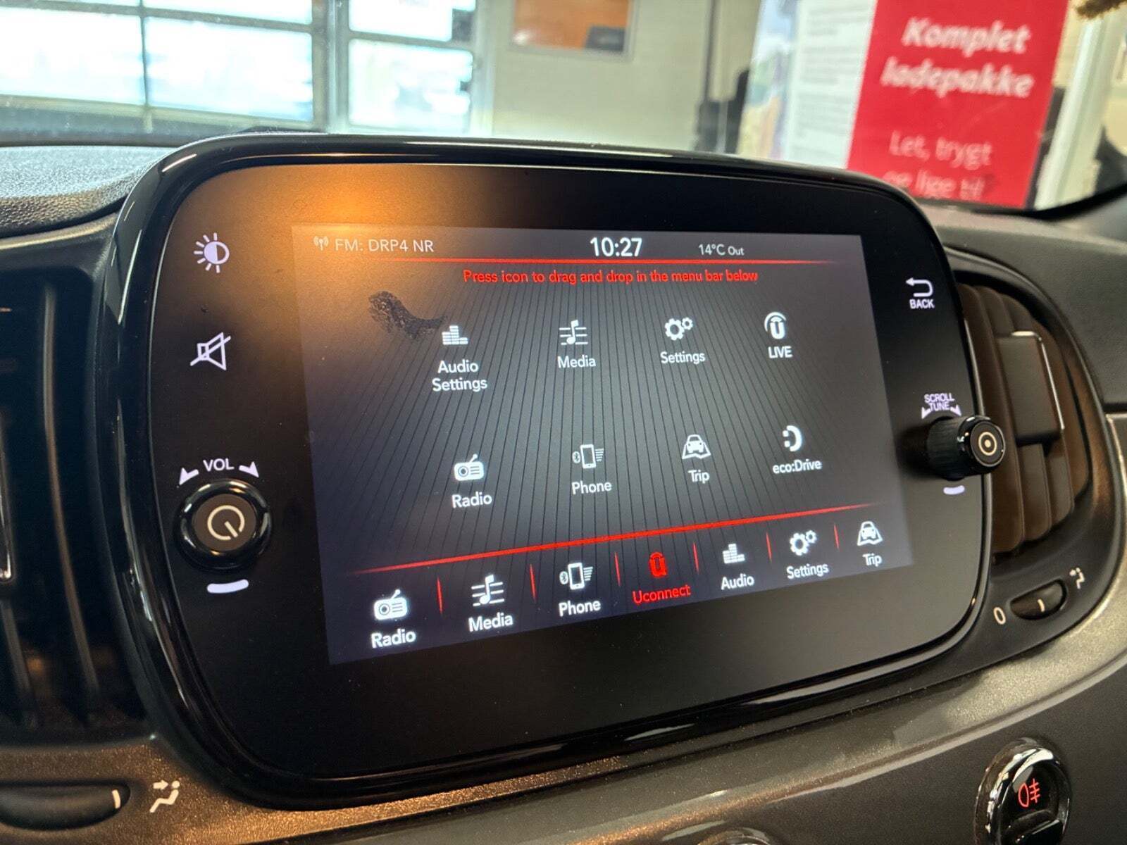 Grå Fiat 500C fra 2020