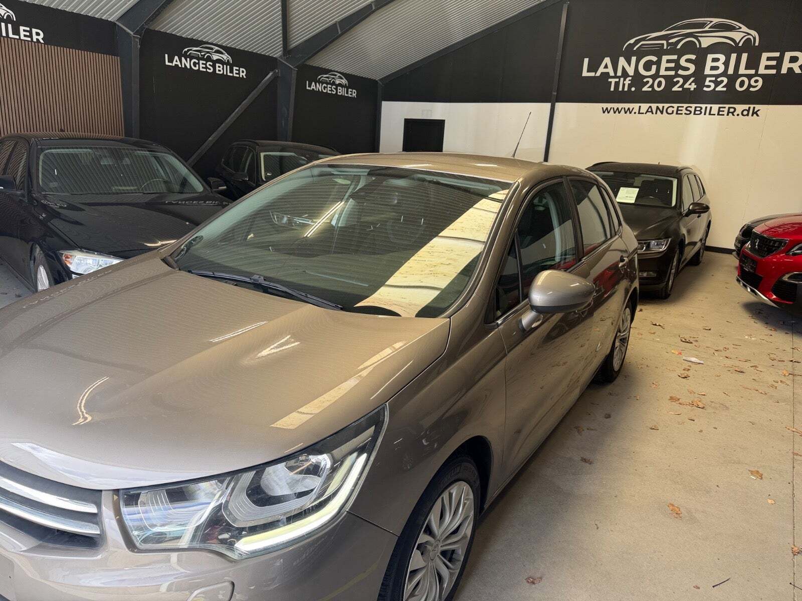 Beige Citroën C4 fra 2013