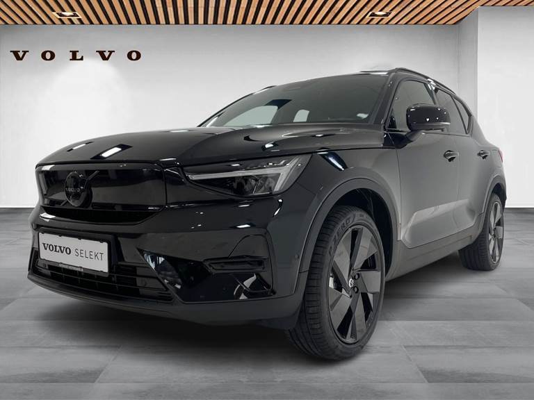 Volvo EX40 Extended Range Black Edition