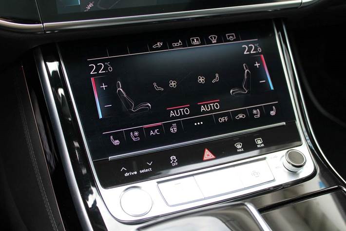 Sort Audi A8 fra 2020