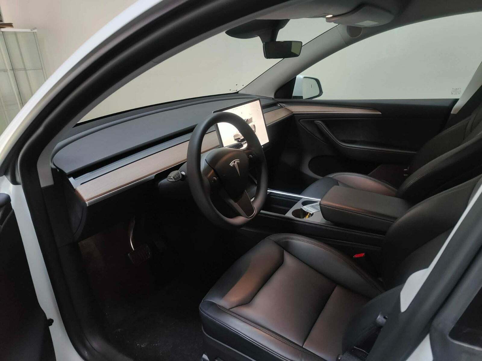 Tesla Model Y Long Range RWD