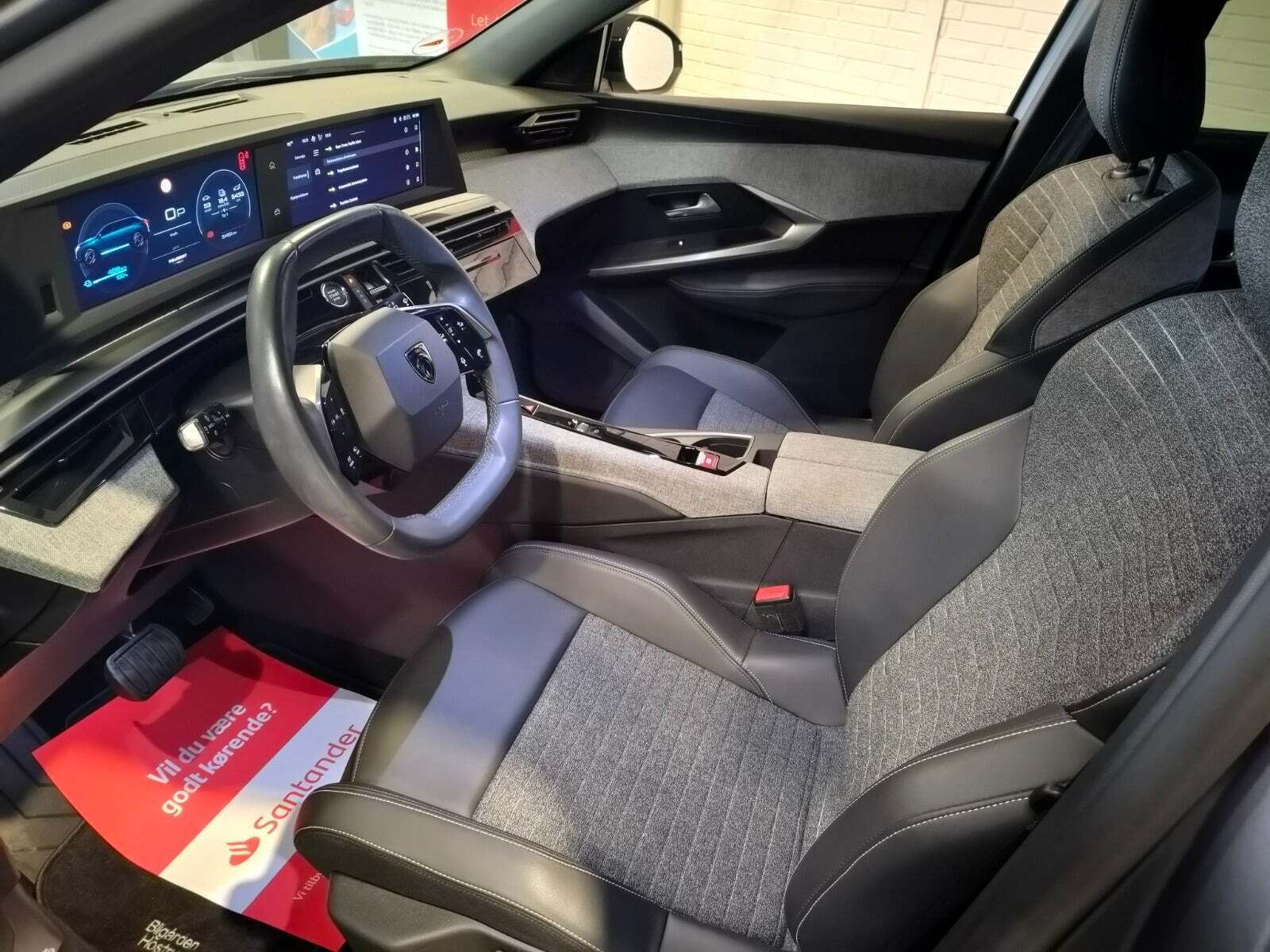 Peugeot e-5008 77 Allure 7prs