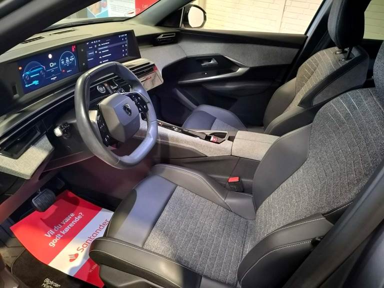 Peugeot e-5008 77 Allure 7prs