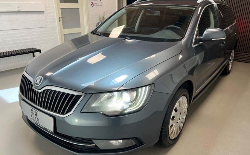 Skoda Superb 2,0 TDi 170 Elegance Combi