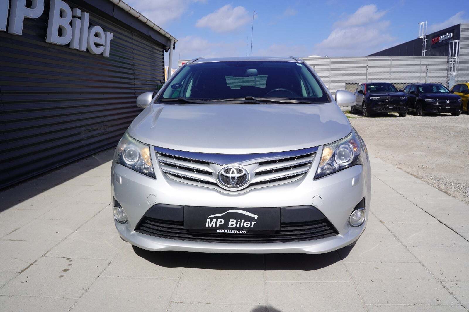 Toyota Avensis 2,0 D-4D T2 Premium stc.