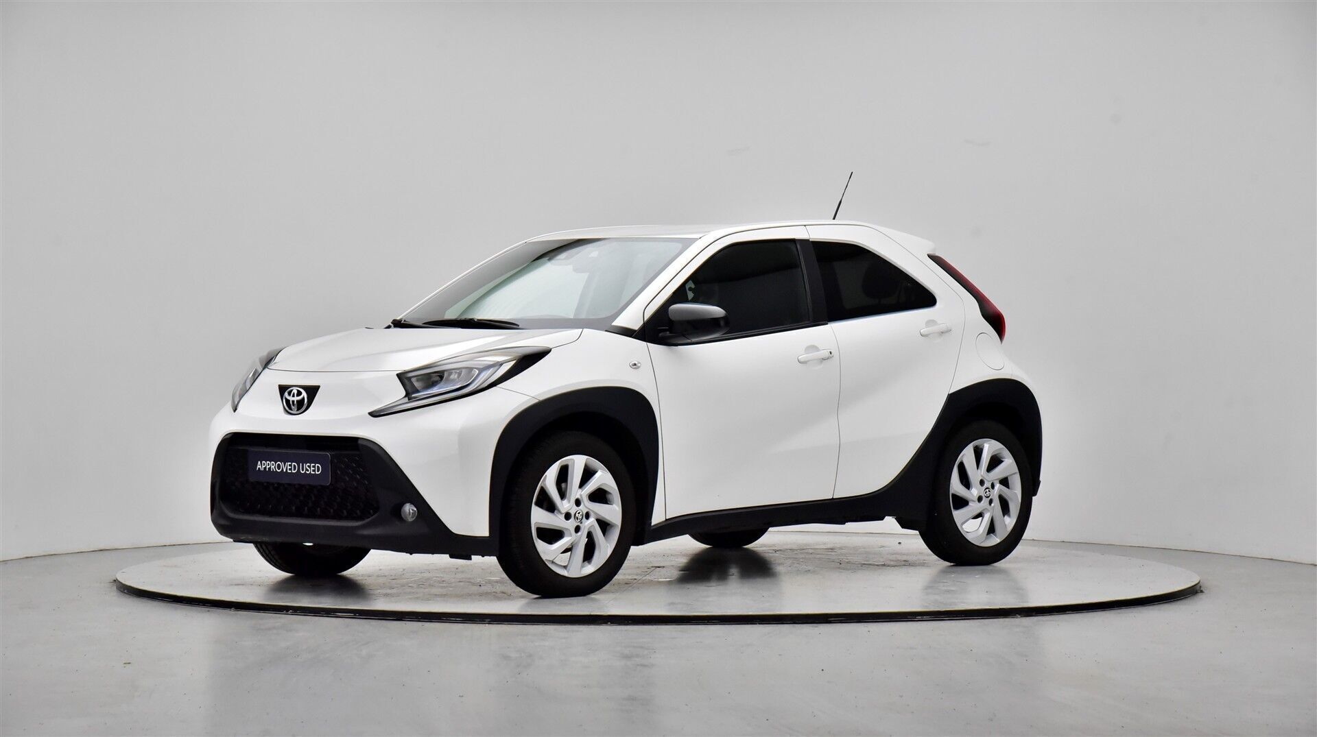 Toyota Aygo X 1,0 VVT-I Active 72HK 5d