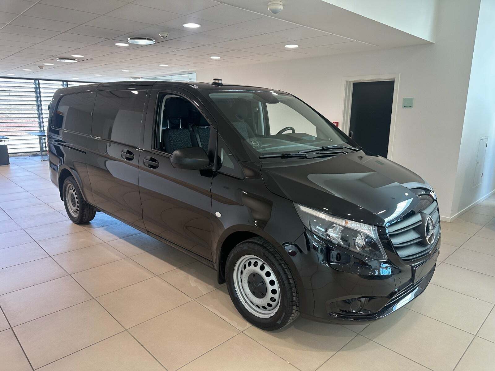 Mercedes Vito 114 2,0 CDi Kassevogn aut. XL RWD