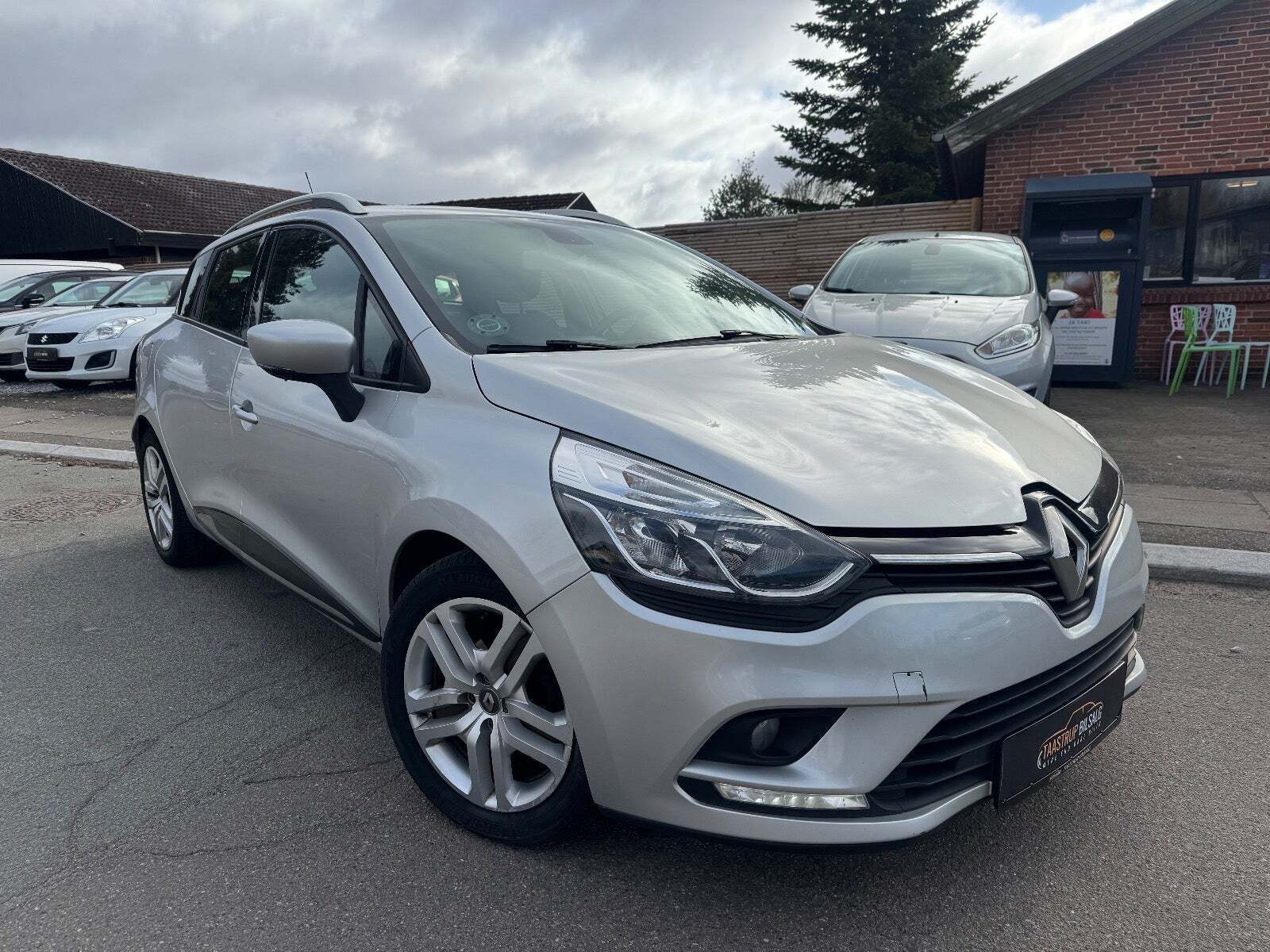 Renault Clio IV 1,5 dCi 90 Expression Sport Tourer