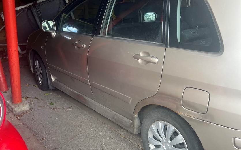 Suzuki Liana 1,6 L
