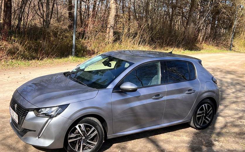 Peugeot 208 1,2 PureTech 100 Allure Pack