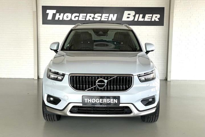 Hvid Volvo XC40 fra 2020