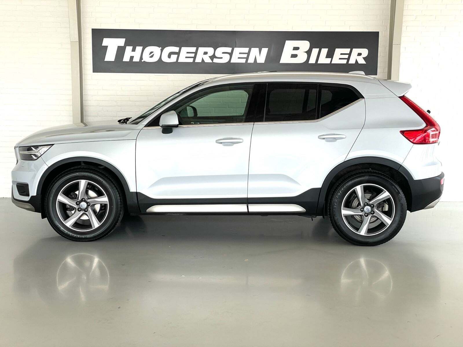 Hvid Volvo XC40 fra 2020