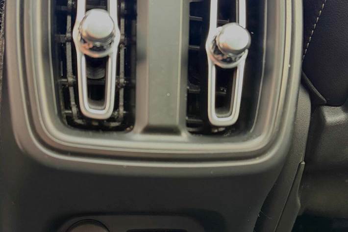 Hvid Volvo XC40 fra 2020