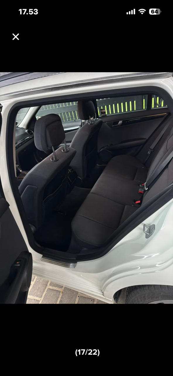 Hvid Mercedes C-Klasse fra 2012