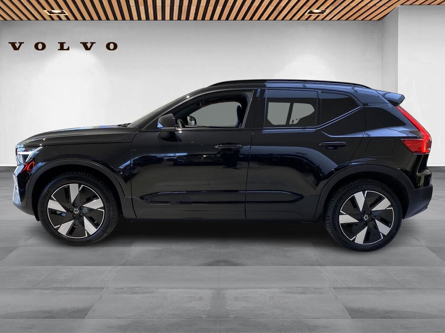 Volvo XC40 Recharge Twin Plus AWD 408HK 5d Aut.