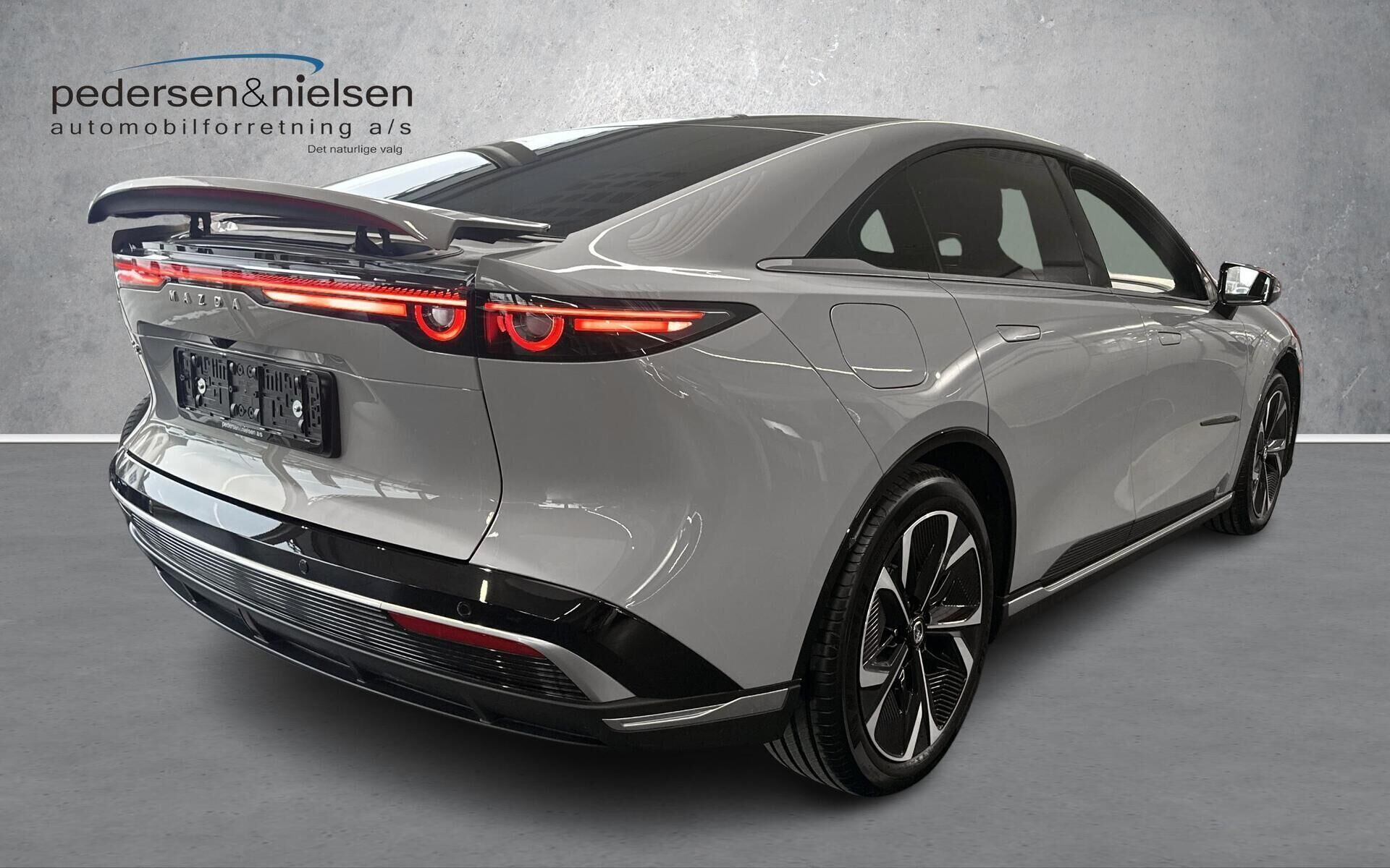 Mazda 6e EL Takumi Plus 258HK 5d Aut.