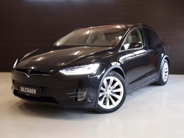 Tesla Model X 75D