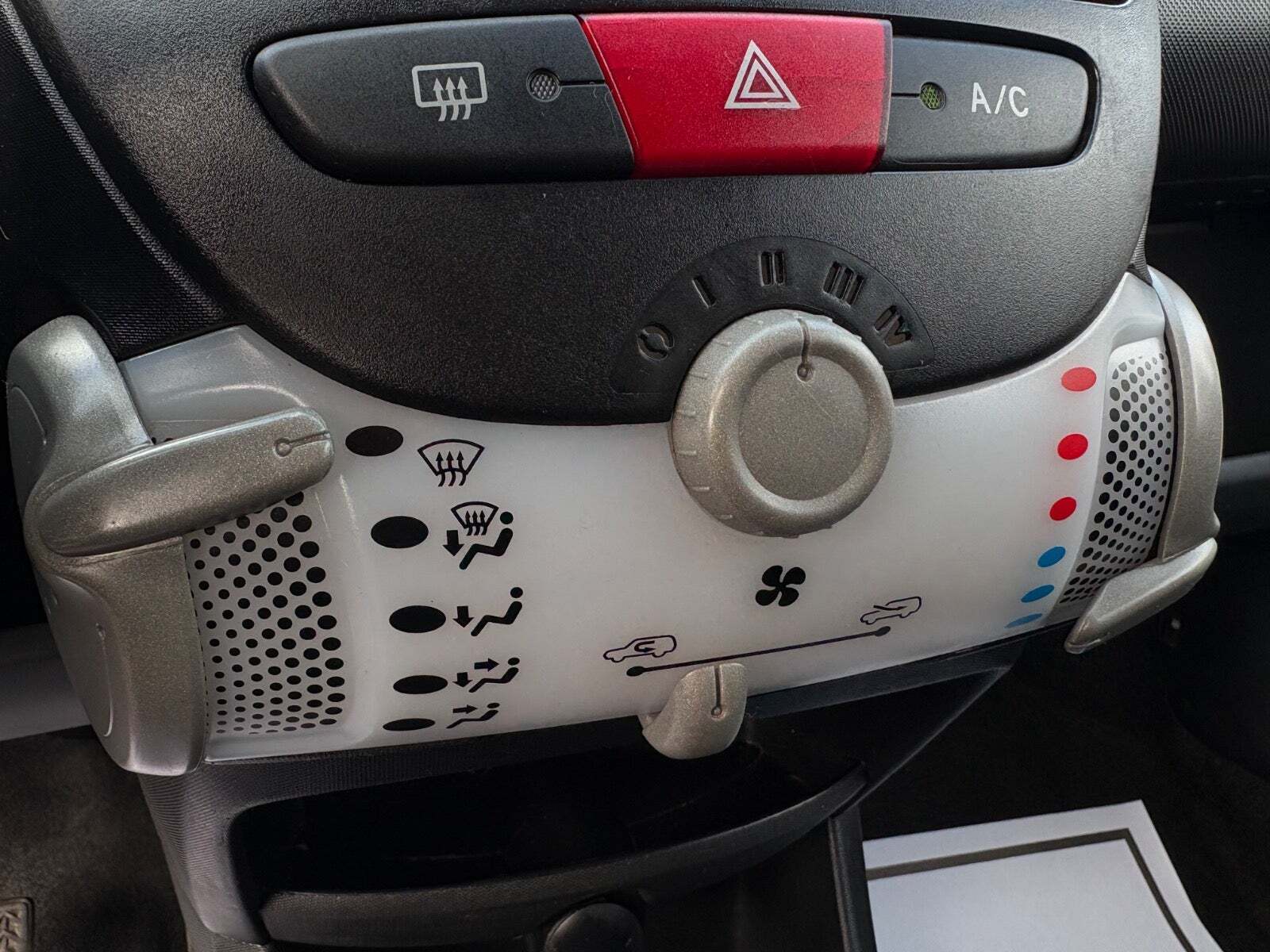 undefined Peugeot 107 fra 2007