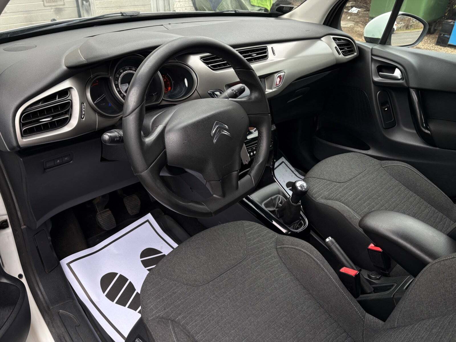 Grøn Citroën C3 fra 2016