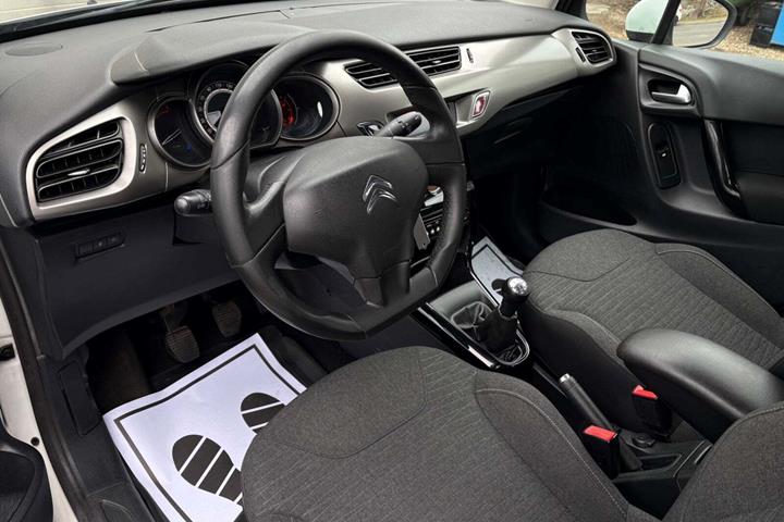 Grøn Citroën C3 fra 2016