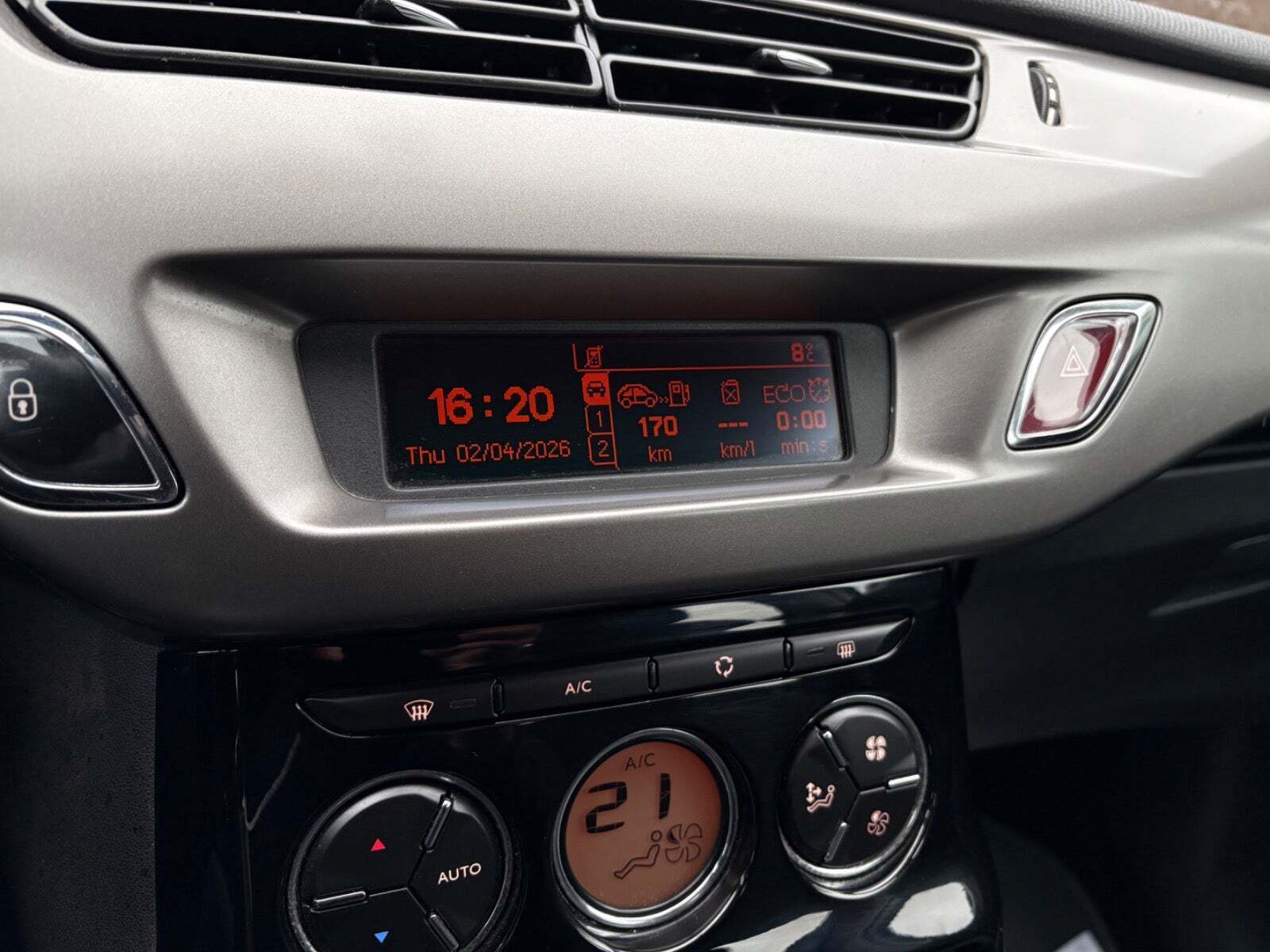 Grøn Citroën C3 fra 2016