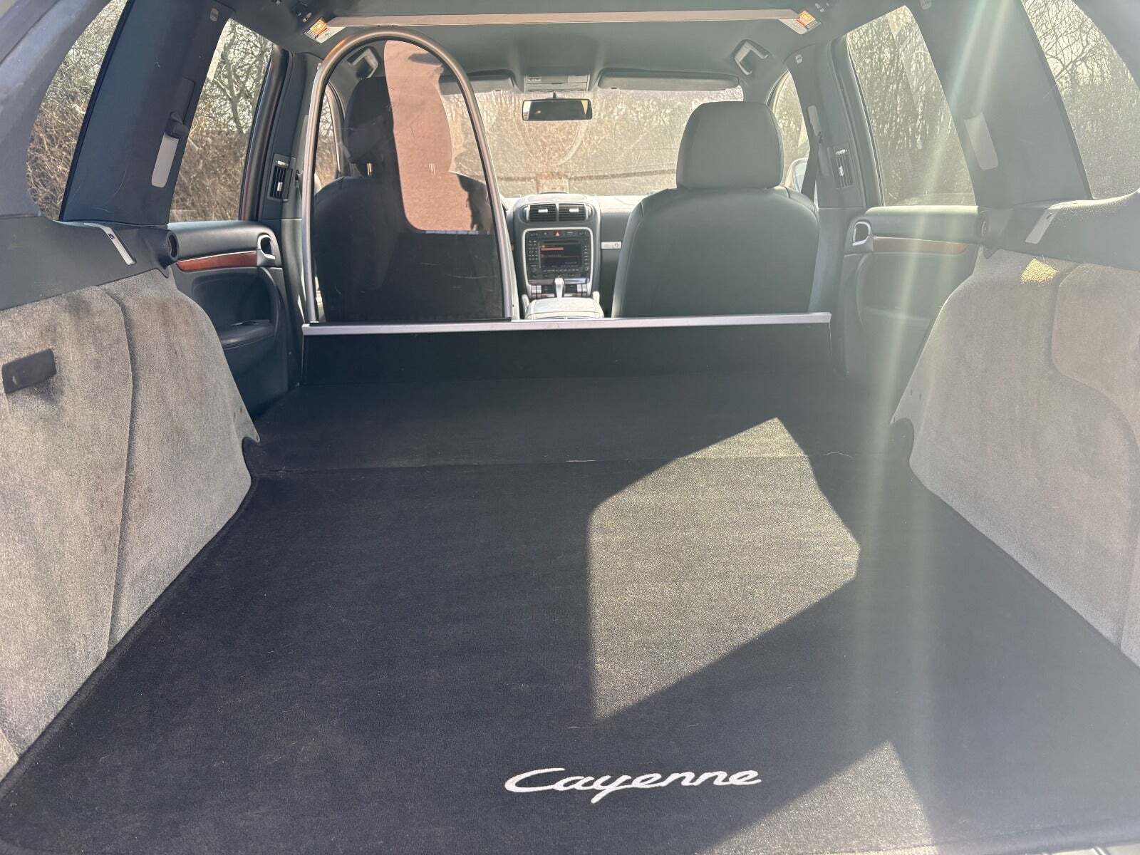 Orange Porsche Cayenne S fra 2006