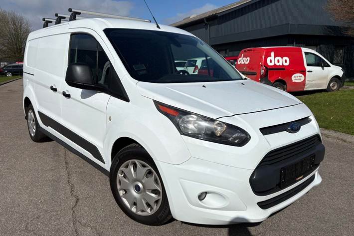 Hvid Ford Transit Connect fra 2017