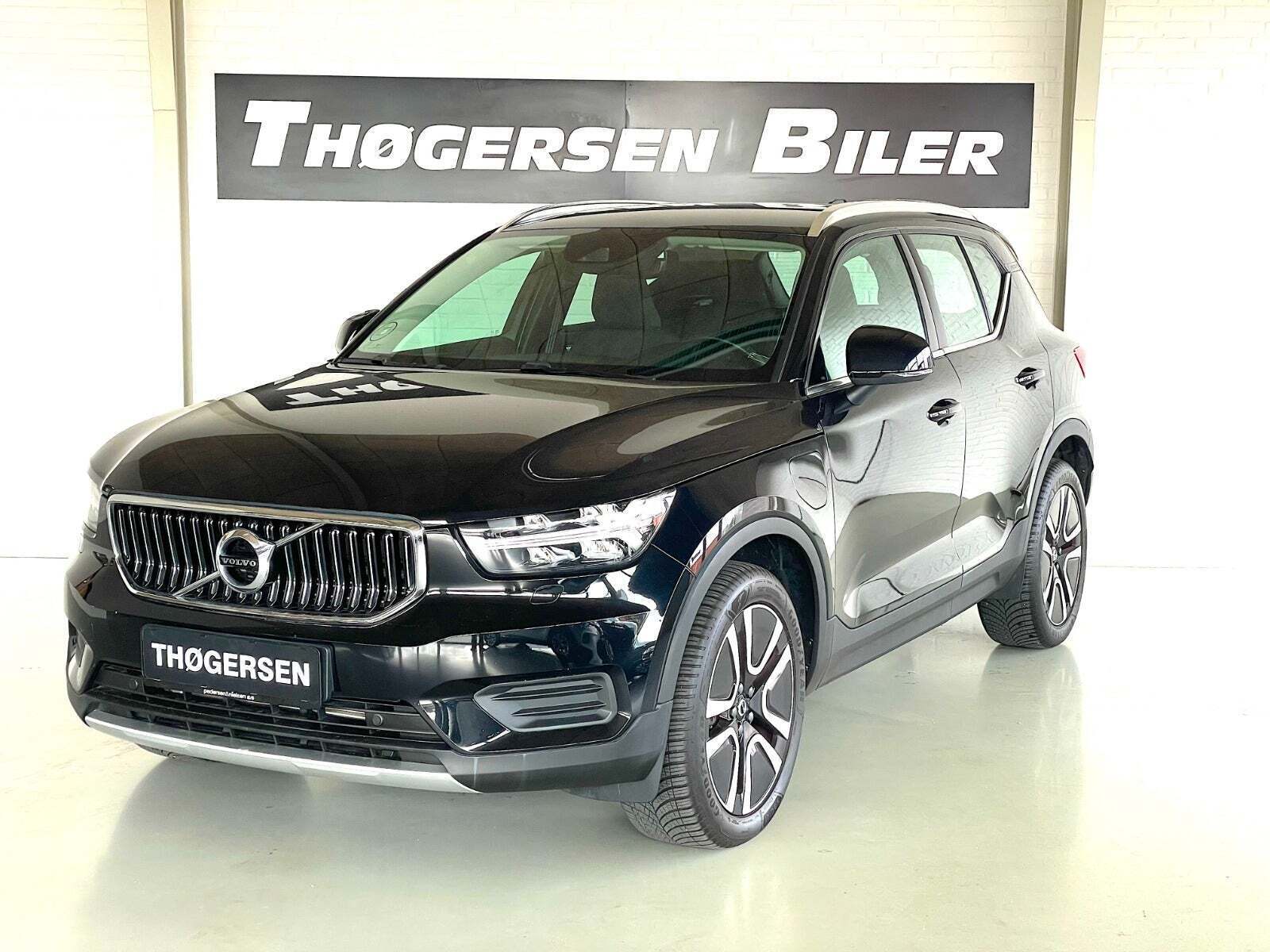 Sort Volvo XC40 fra 2022