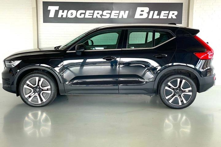 Sort Volvo XC40 fra 2022