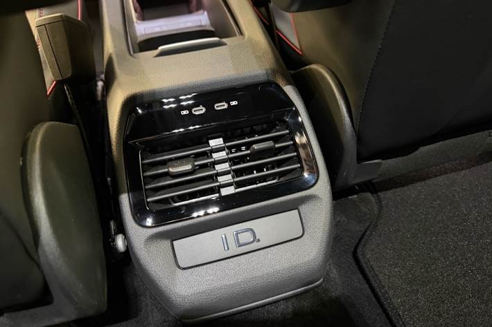 Sort VW ID.4 fra 2025