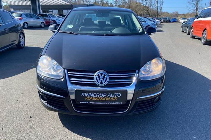 Sort VW Jetta fra 2007