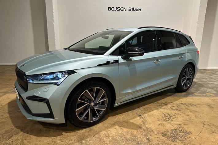 Grå Skoda Enyaq iV fra 2022