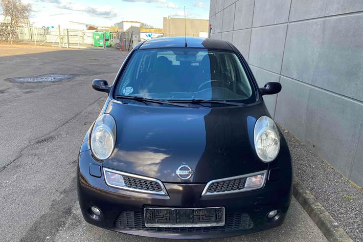 Sort Nissan Micra fra 2009