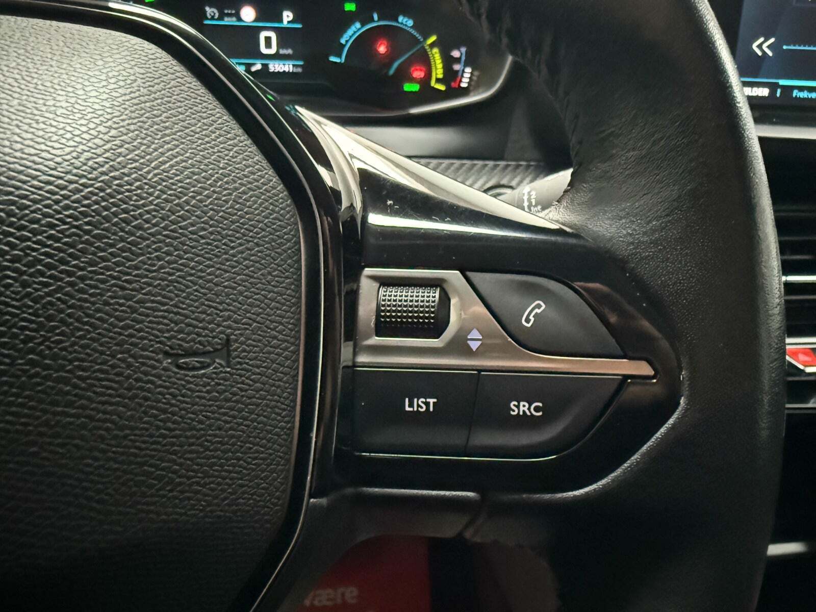 Bronze Peugeot e-2008 fra 2021