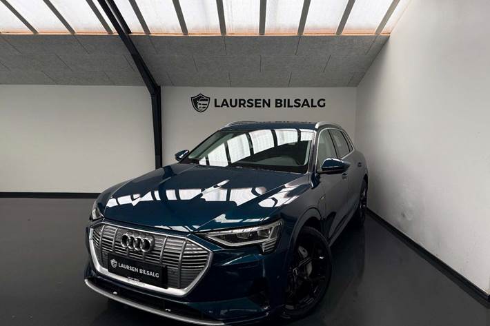 Blå Audi e-tron fra 2022