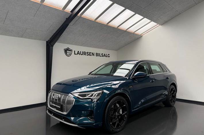 Blå Audi e-tron fra 2022