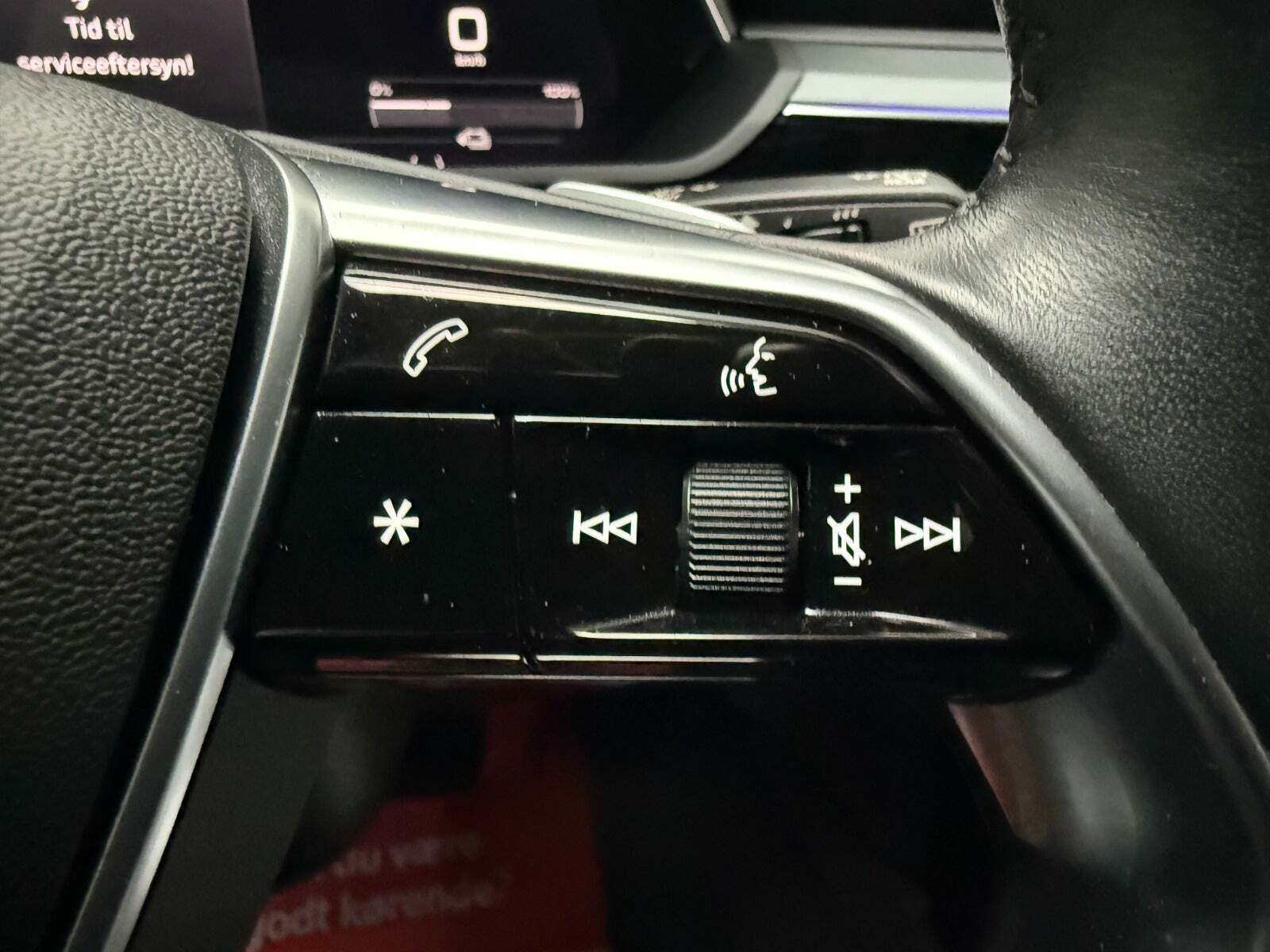 Blå Audi e-tron fra 2022