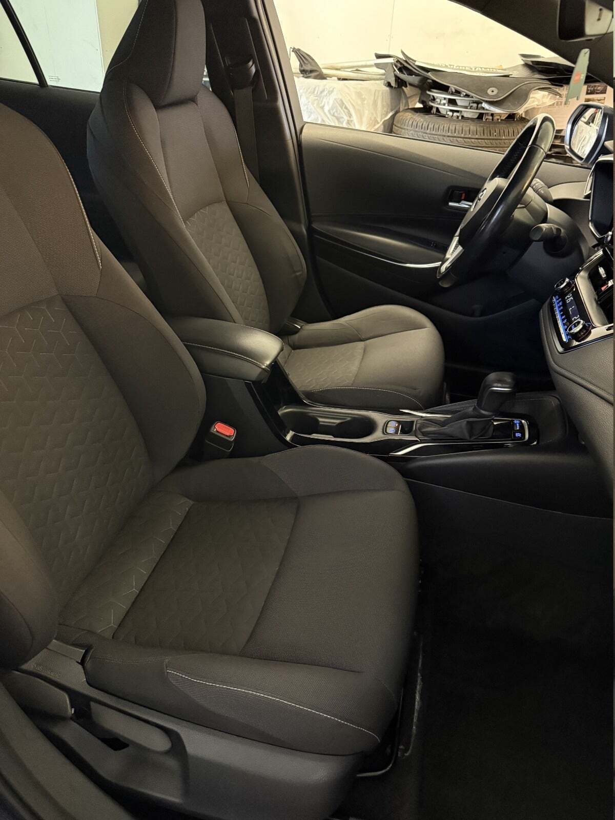 Toyota Corolla 1,8 Hybrid Active Smart Touring Sports MDS