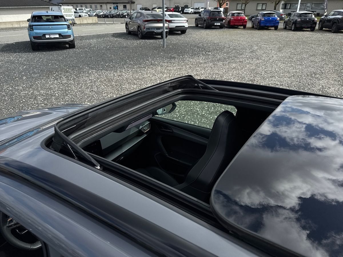 Grå Cupra Leon fra 2022